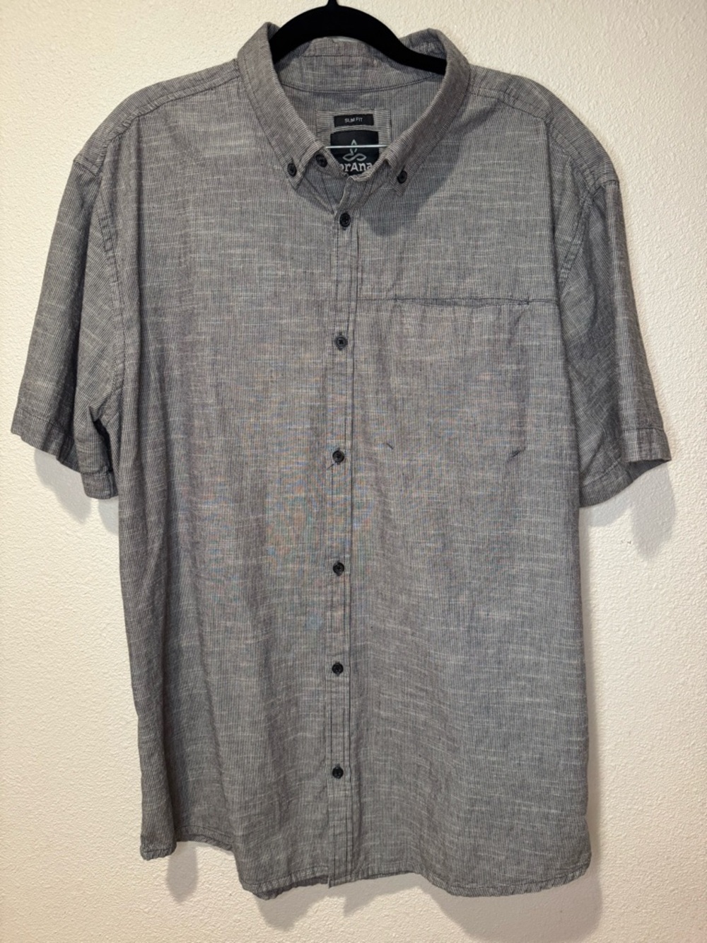 Prana Men's Gray Short-Sleeve Button-Down Shirt
